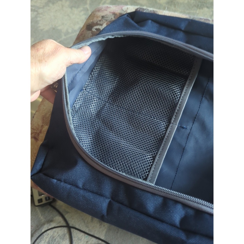 Outdoor Products Small Travel Organizer Bag Zippered 12" x 9" x 1.5" BLUE - Picture 7 of 10